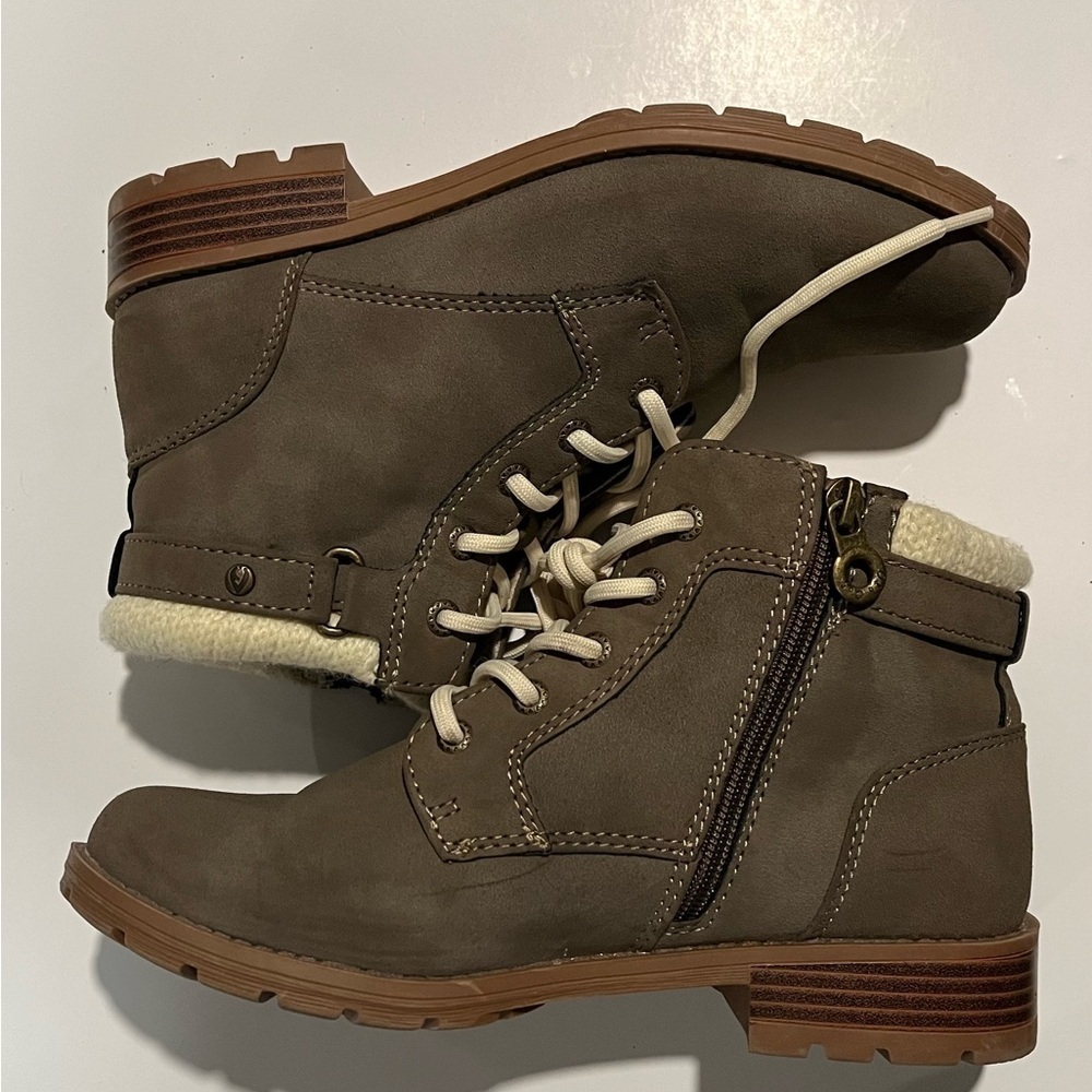 Rugged Brown and Cream Ankle Booties with Cozy Lining - Picture 4 of 8